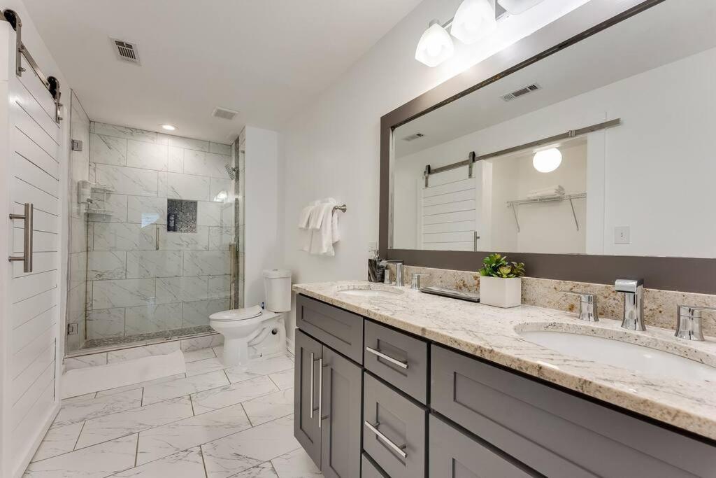 Luxury Atlanta Home - Self Check-In Pet Friendly Free Parking מראה חיצוני תמונה
